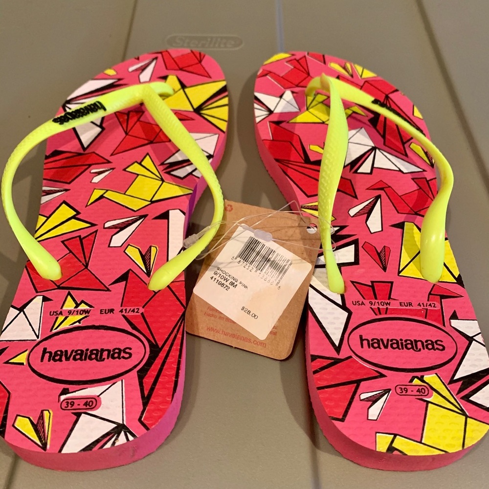 NWT Havaiana flip flops